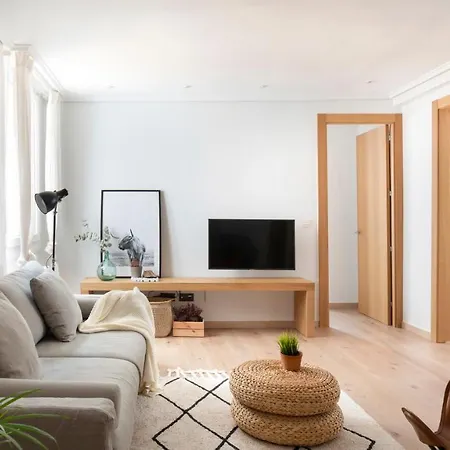 Apartment Premium Location! Gran Via & Free Parking